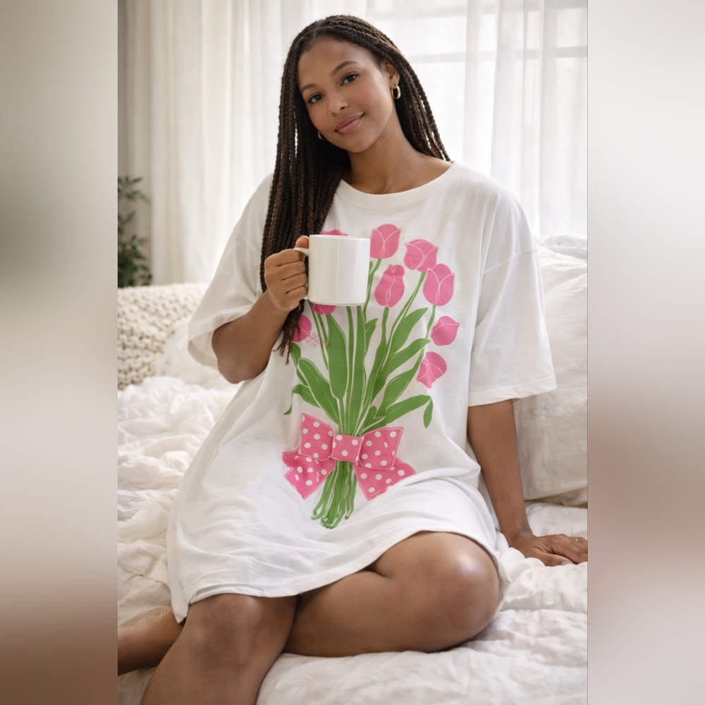 Y2K Tulip Bouquet Graphic Nightshirt Vintage Sleep Tee